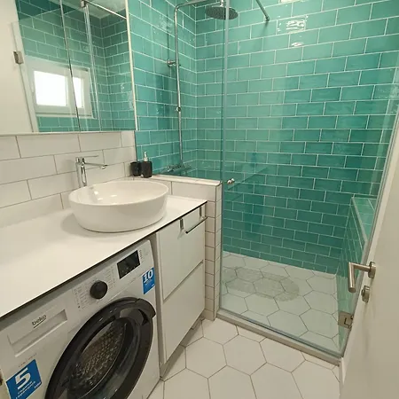 Urban View - Main Square Gate Apartment Skopje