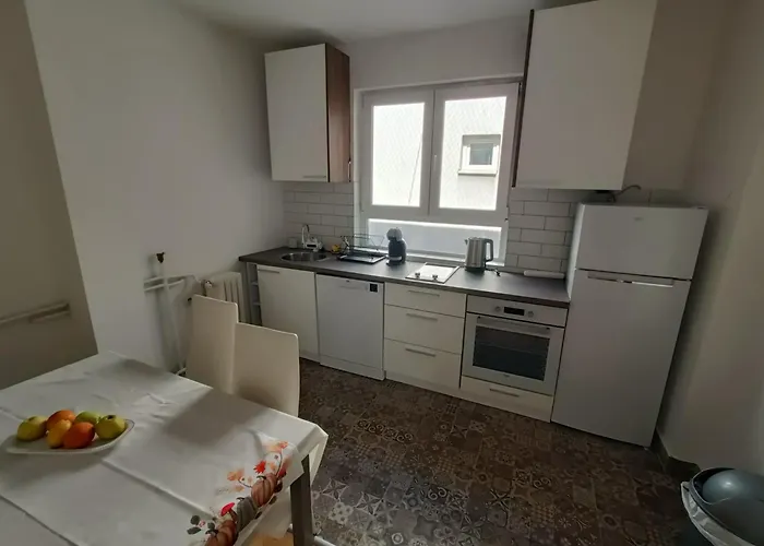 Urban View - Main Square Gate Apartment *